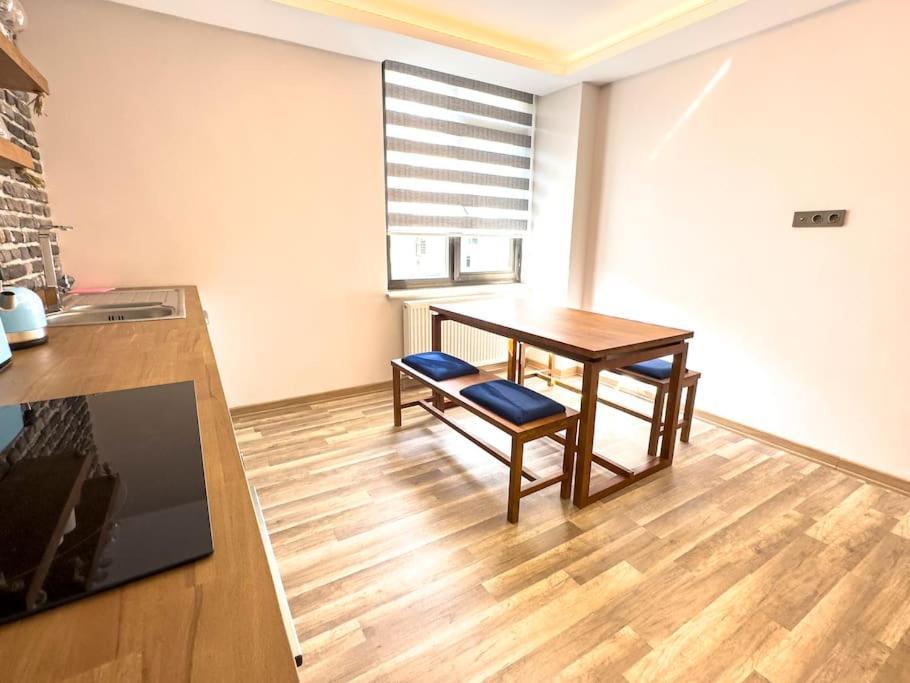 Apartment 106-large