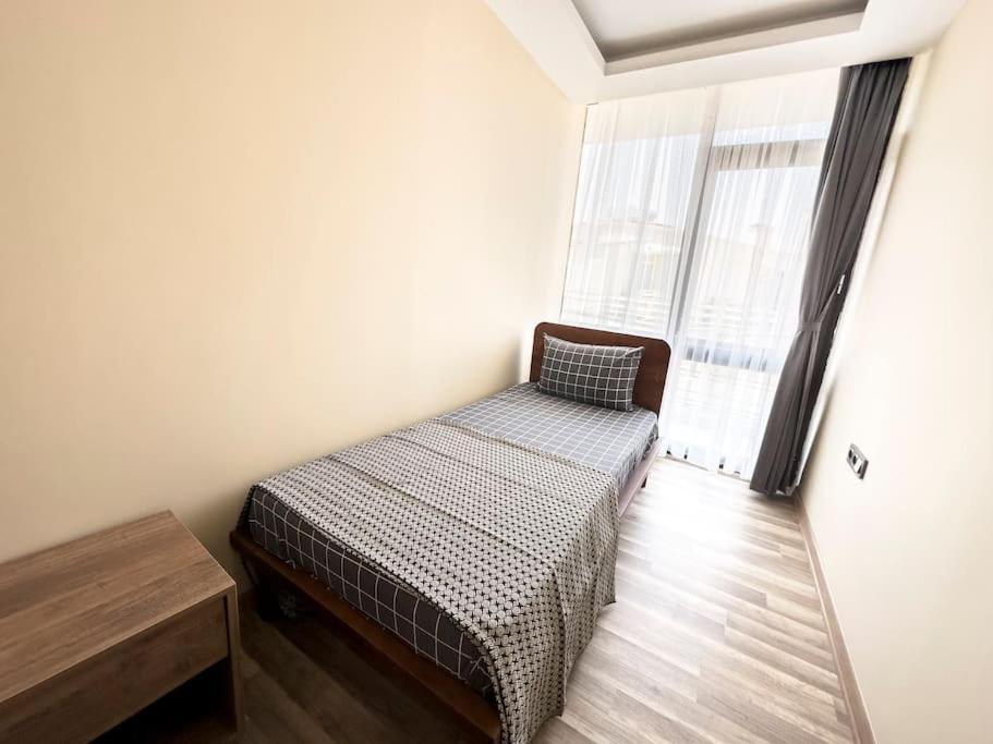 Apartment 106-large *